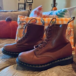Brand New No Dr. Martins!